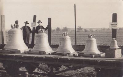 Brühl 1927 Pfarrer Fahrmeier mit neuen Glocken